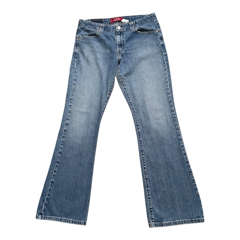 Levis 525 Jeans Womens Size 12 M Nouveau Low Boot Cut Stretch Blue Medium Wash